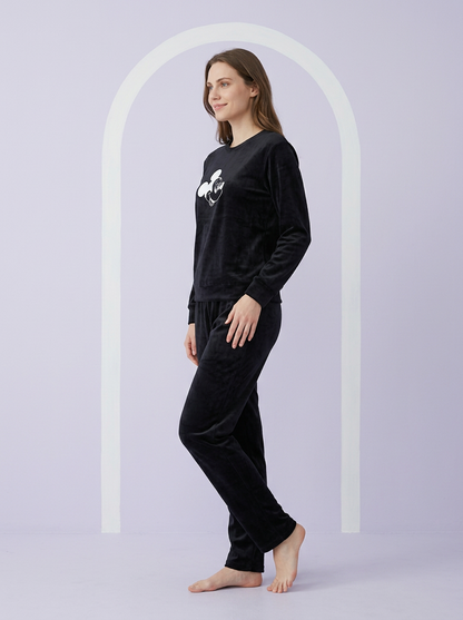 334 – Mickey Cozy Lounge Set