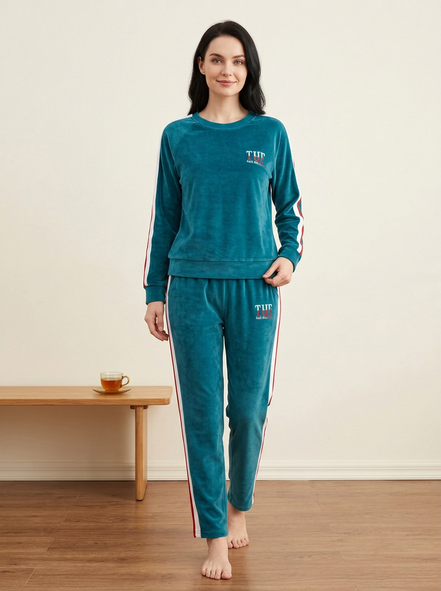 328 – Sporty Stripes Lounge Set