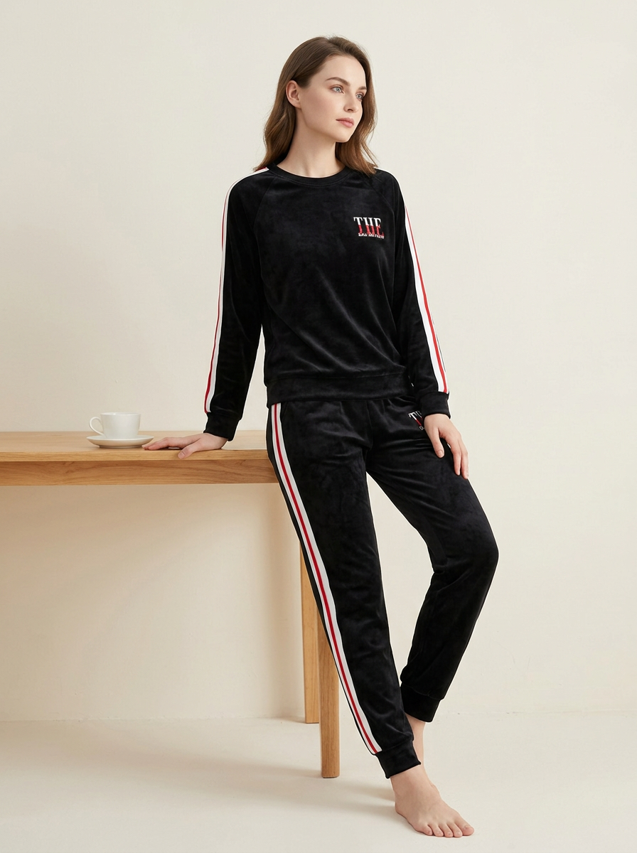 328 – Sporty Stripes Lounge Set