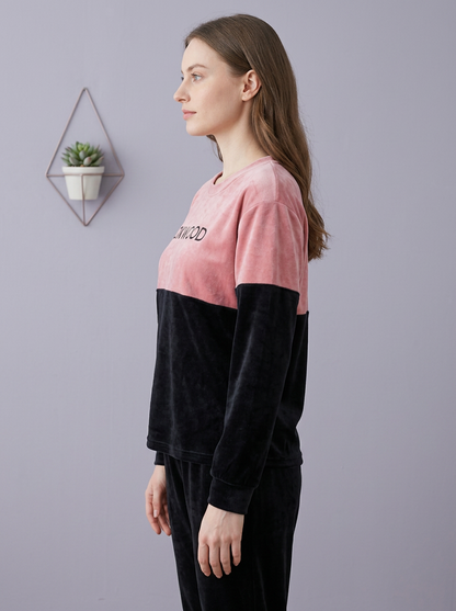 327 – Cozy Colorblock Lounge Set