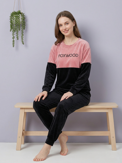 327 – Cozy Colorblock Lounge Set