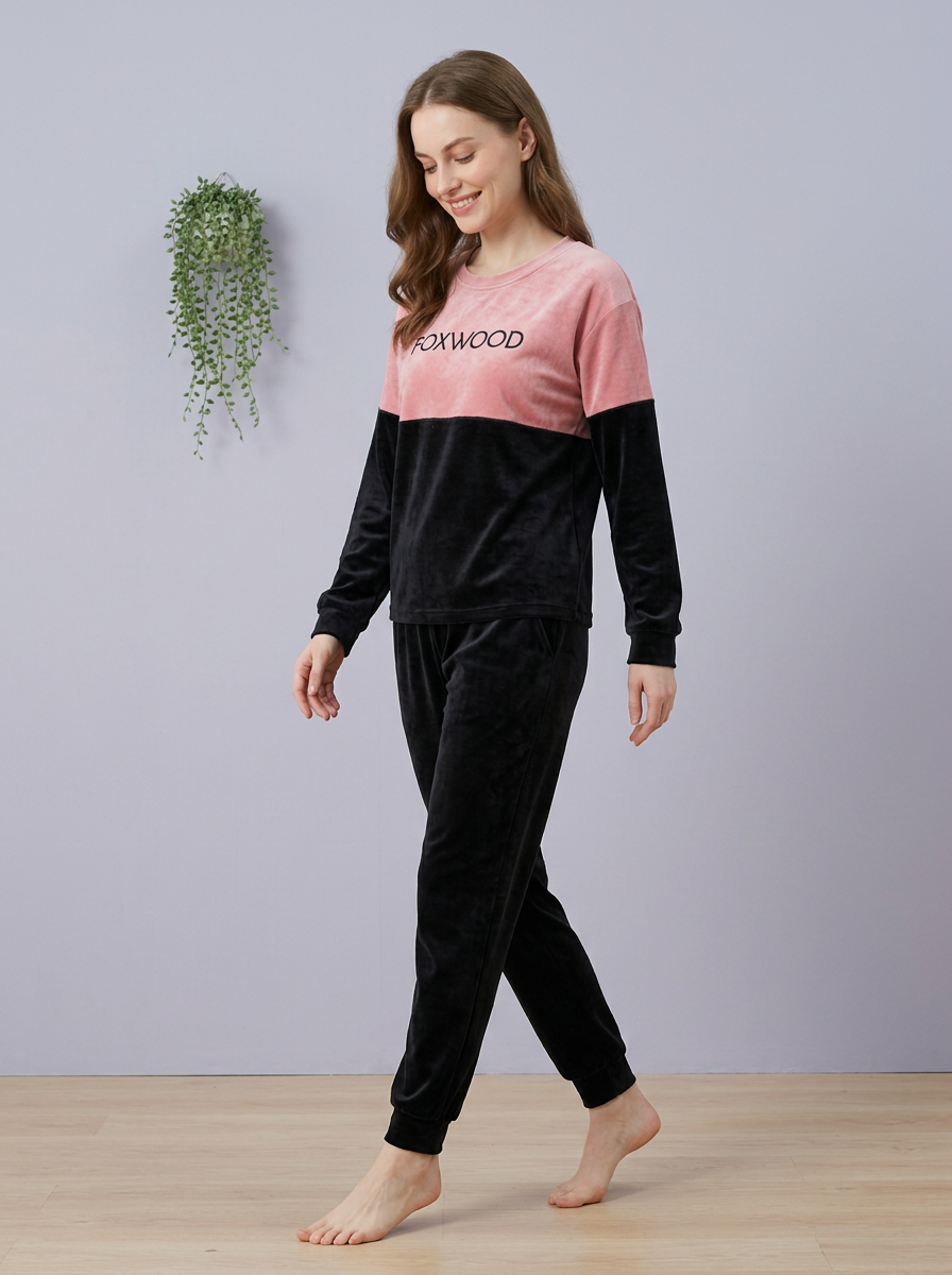 327 – Cozy Colorblock Lounge Set