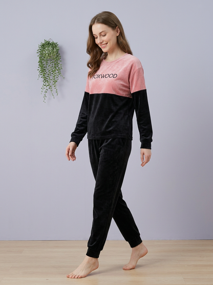 327 – Cozy Colorblock Lounge Set