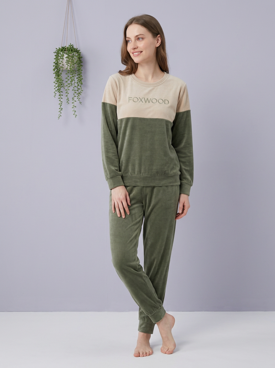327 – Cozy Colorblock Lounge Set